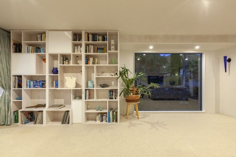 Photo of property in 105 Waterfall Road, Paraparaumu, 5032