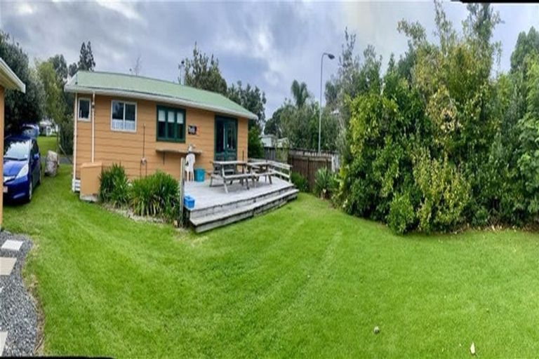 Photo of property in 11 Mako Avenue, Whiritoa, Whangamata, 3691