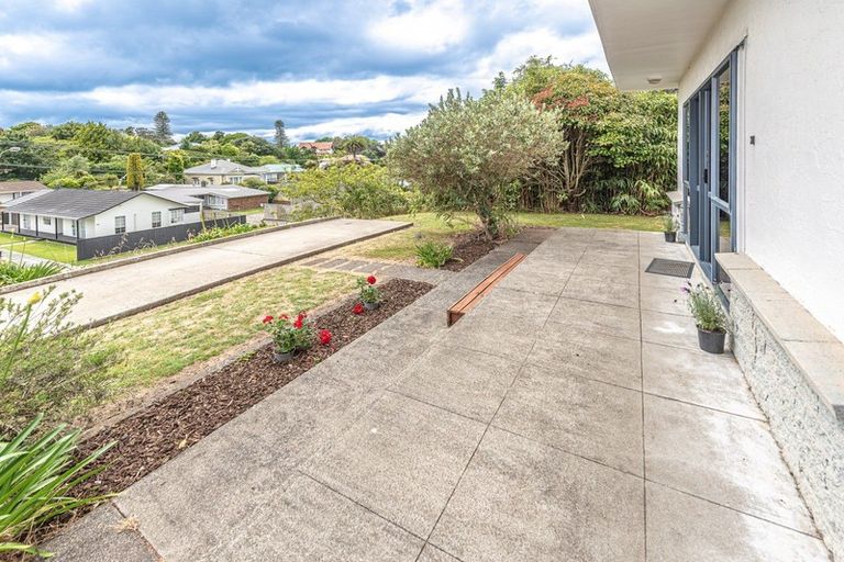 Photo of property in 73 Great North Road, Saint Johns Hill, Whanganui, 4501