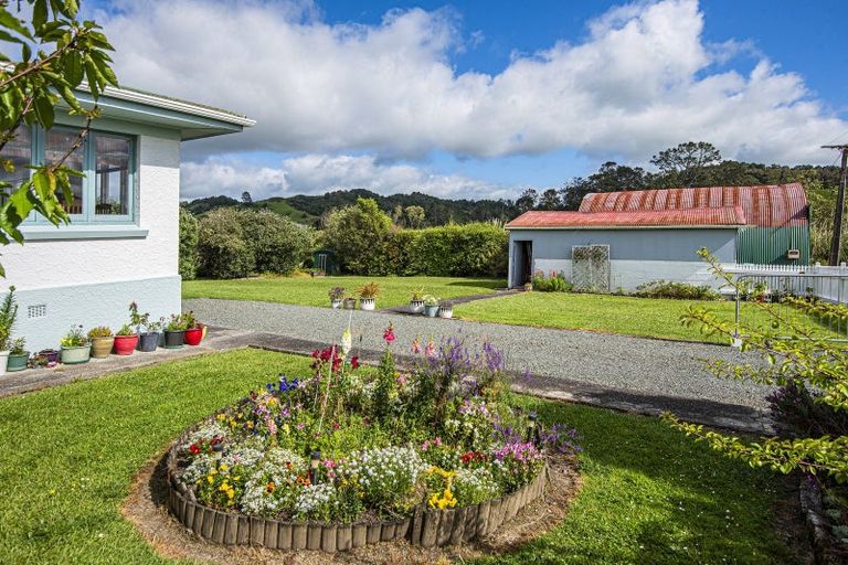 Photo of property in Swamp Road, Mareretu, Paparoa, 0571