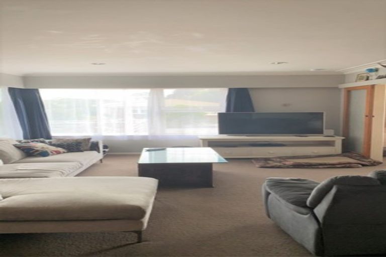 Photo of property in 31 Kensington Place, Fairfield, Hamilton, 3214