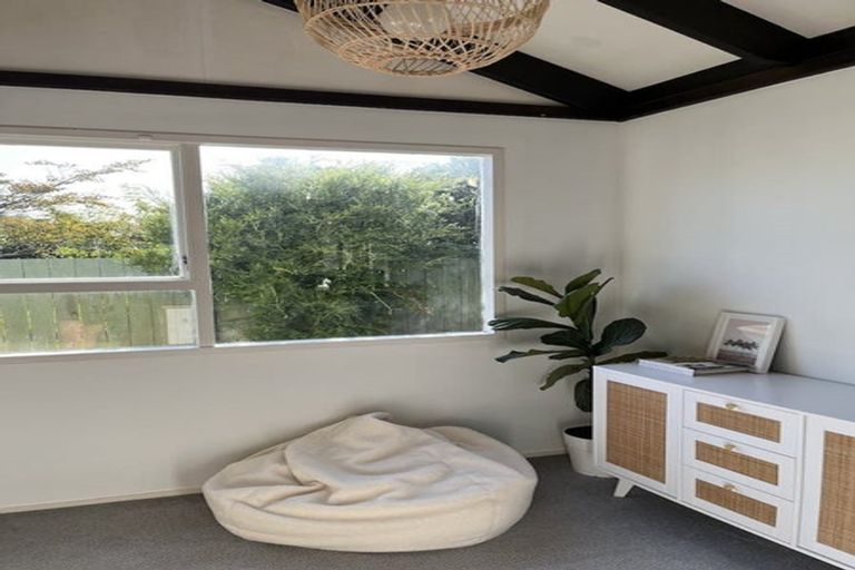 Photo of property in 32a Francis Road, Paraparaumu Beach, Paraparaumu, 5032