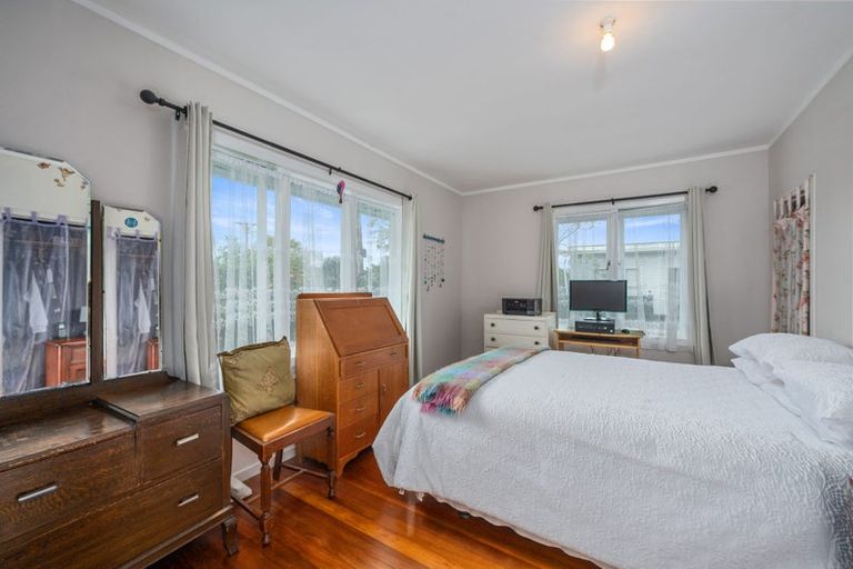 Photo of property in 36 Parakai Avenue, Parakai, 0830