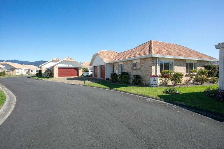 Photo of property in Park Lane Village, 5/32 Park Road, Katikati, 3129