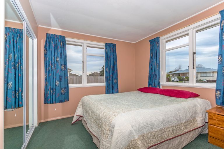 Photo of property in 6 Keri Place, Hei Hei, Christchurch, 8042