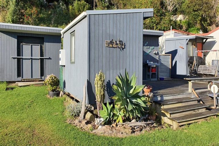 Photo of property in 157 Maunsell Road, Port Waikato, Tuakau, 2695