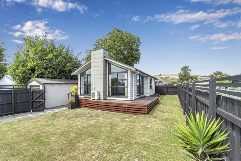 Photo of property in 28 Tavender Street, Woolston, Christchurch, 8023