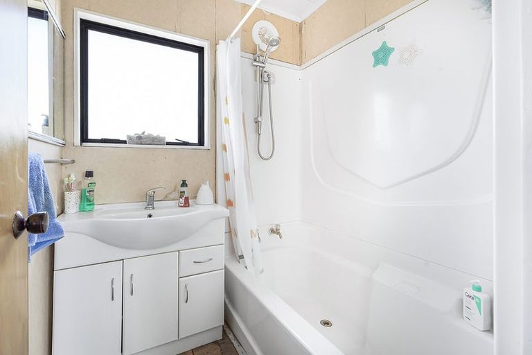 Photo of property in 27a Garland Drive, St Andrews, Hamilton, 3200