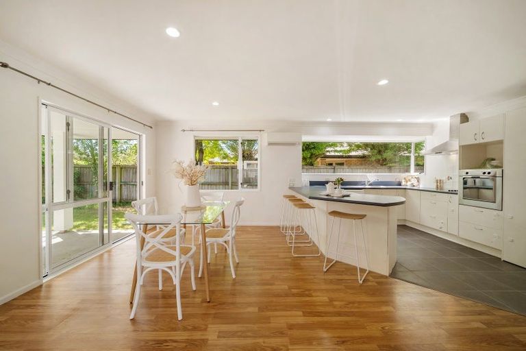 Photo of property in 6 Creedon Glen, Casebrook, Christchurch, 8051