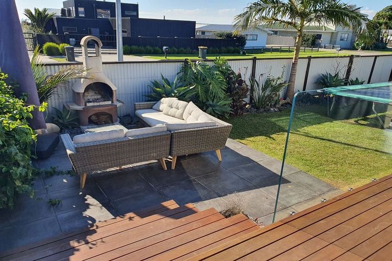 Photo of property in 34a Torkar Road, Clarks Beach, 2122