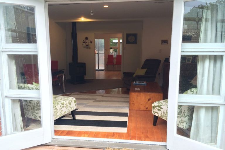 Photo of property in 2/84 Holly Road, St Albans, Christchurch, 8014