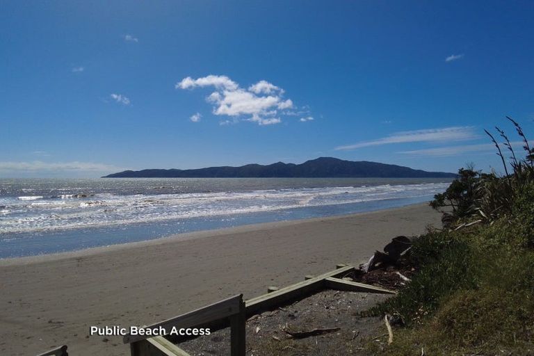 Photo of property in 5a Willow Grove, Raumati Beach, Paraparaumu, 5032