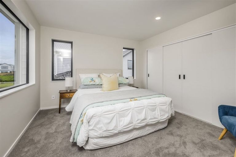 Photo of property in 4 Bendridge Street, Flat Bush, Auckland, 2019