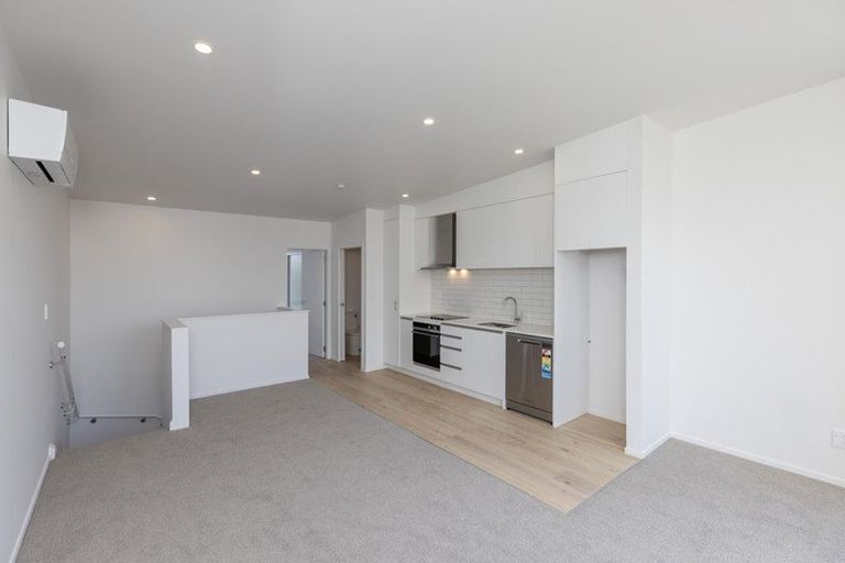 Photo of property in 51 Kamahi Place, Paraparaumu, 5032