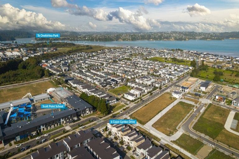 Photo of property in 6 Coast Garden Drive, Hobsonville, Auckland, 0616