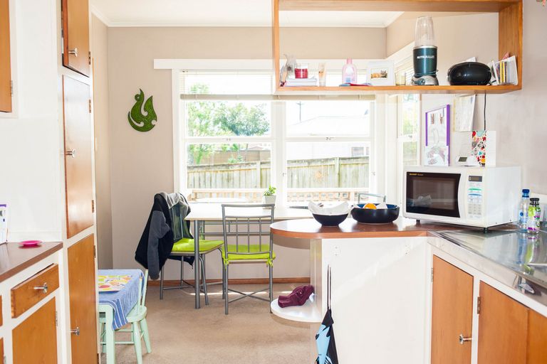 Photo of property in 241 Brady Street, Te Awamutu, 3800