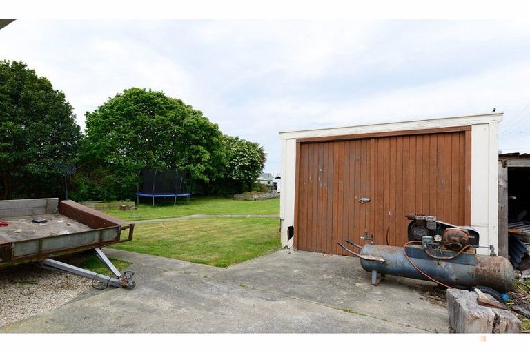Photo of property in 23 Harris Street, Waimate, 7924