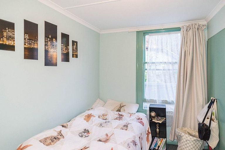 Photo of property in 74 Royal Terrace, Dunedin Central, Dunedin, 9016