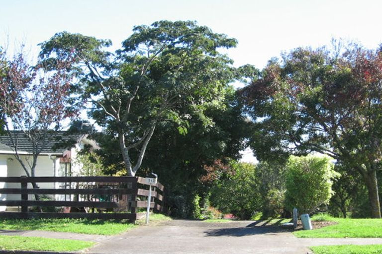 Photo of property in 31 Marendellas Drive, Bucklands Beach, Auckland, 2014