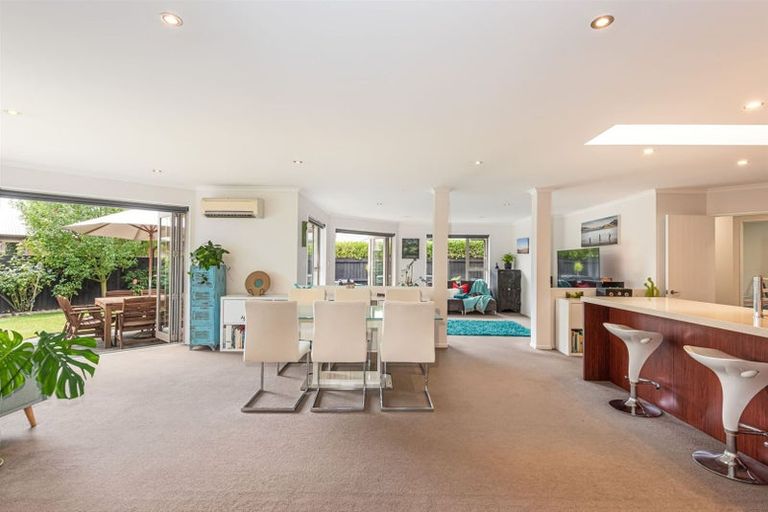Photo of property in 22 John Campbell Crescent, Hillmorton, Christchurch, 8024