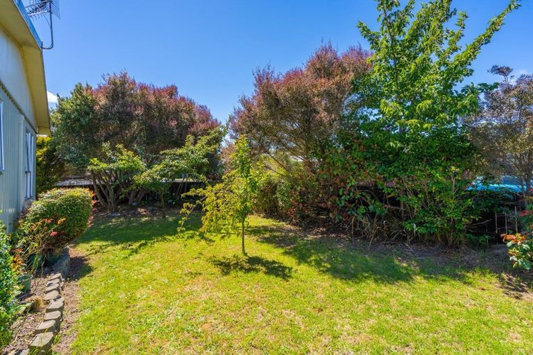 Photo of property in 1 Elder Grove, Paraparaumu, 5032