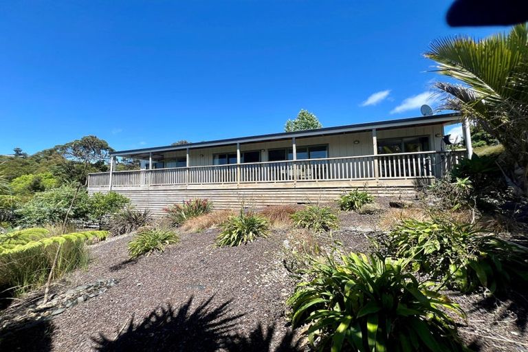 Photo of property in 1 Waterview Place, Haruru, 0204