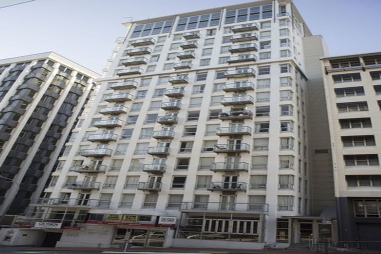 Photo of property in Terrace Heights Apartments, 12c/163 The Terrace, Wellington Central, Wellington, 6011