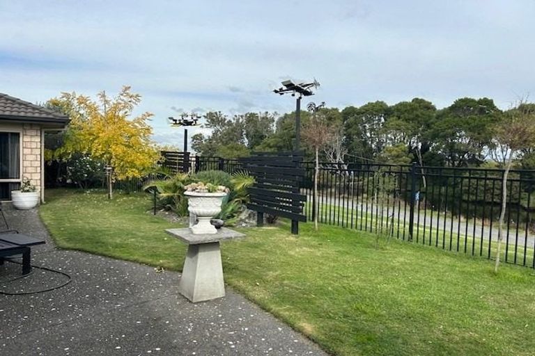 Photo of property in 8 Paul Close, Papamoa Beach, Papamoa, 3118