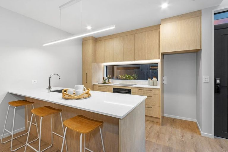 Photo of property in 2/76 Caledonian Road, St Albans, Christchurch, 8014