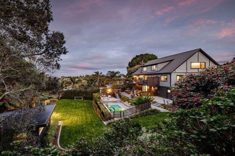 Photo of property in 161 Otumoetai Road, Brookfield, Tauranga, 3110