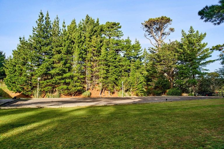 Photo of property in 218 Flightys Road, Judgeford, Porirua, 5381