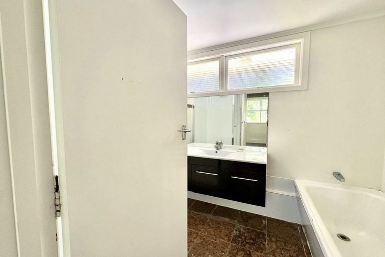 Photo of property in 175 Weymouth Road, Manurewa, Auckland, 2102