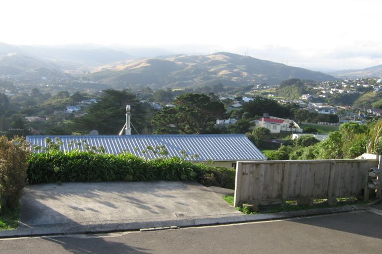 Photo of property in 36 Pelorous Street, Paparangi, Wellington, 6037