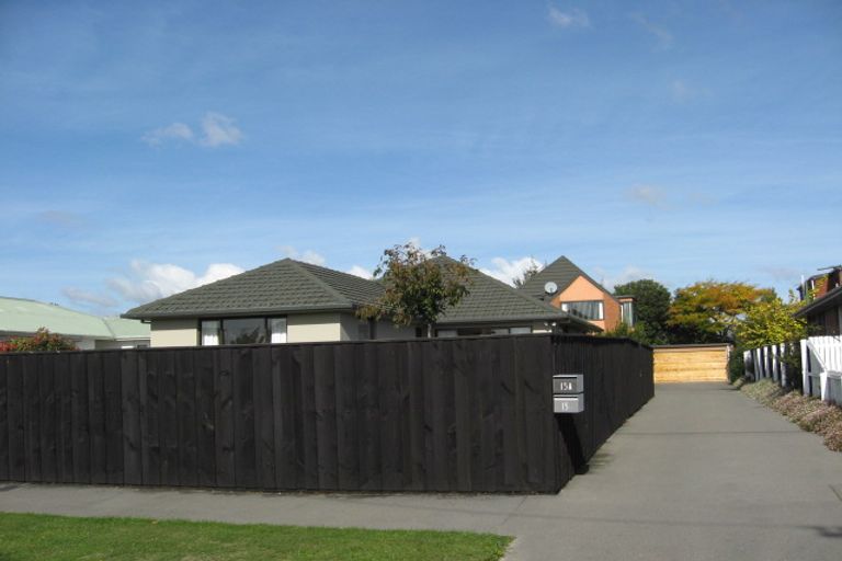 Photo of property in 15 Coniston Avenue, Ilam, Christchurch, 8041