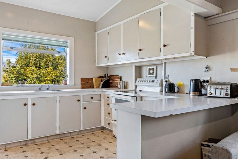 Photo of property in 120 Lincoln Road, Addington, Christchurch, 8024