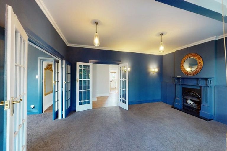 Photo of property in 15 Selwyn Terrace, Thorndon, Wellington, 6011