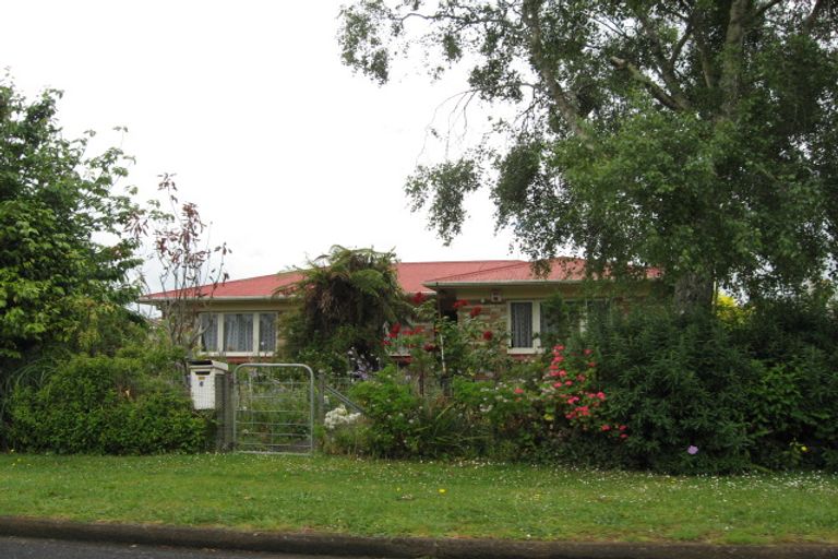 Photo of property in 4 Freyberg Crescent, Pukekohe, 2120