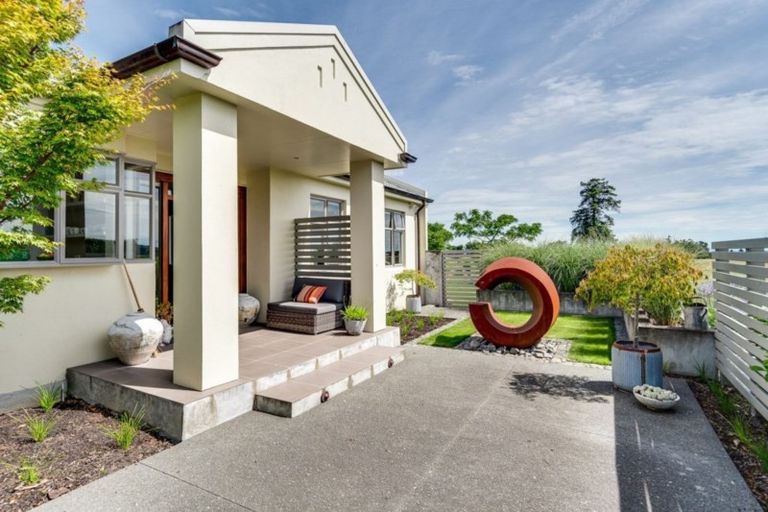 Photo of property in 275 Te Mata Road, Havelock North, 4294