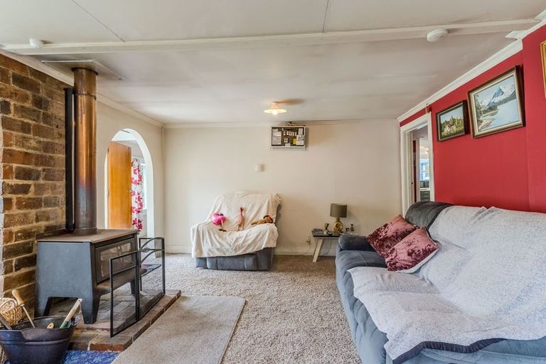 Photo of property in 7 Kellas Street, Macandrew Bay, Dunedin, 9014