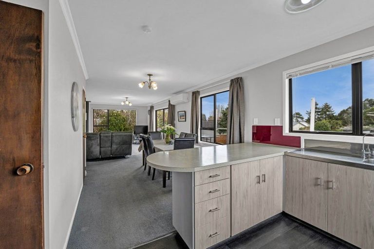 Photo of property in 45 Heta Road, Highlands Park, New Plymouth, 4312