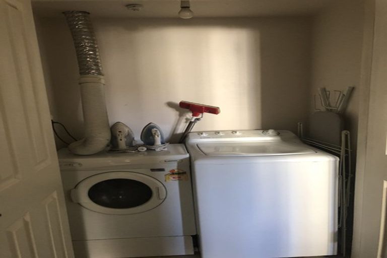 Photo of property in 201 The Terrace, Wellington Central, Wellington, 6011