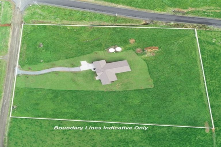 Photo of property in 3 Sands Road, Waiuku, 2681