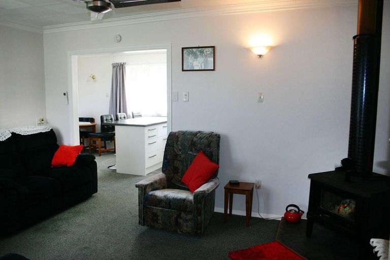 Photo of property in 26 Beach Street, Waikouaiti, 9510