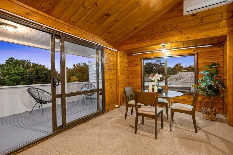 Photo of property in 58b William Bayes Place, Red Beach, 0932