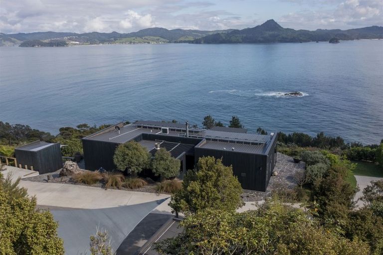 Photo of property in 398i Lees Road, Hahei, Whitianga, 3591