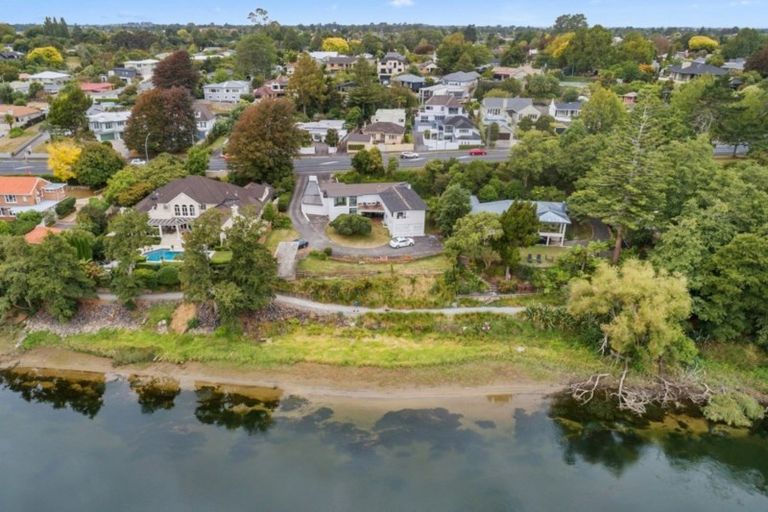 Photo of property in 452 River Road, Fairfield, Hamilton, 3214