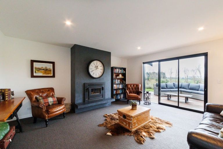 Photo of property in 10 Beechwood Road, Feilding, 4779
