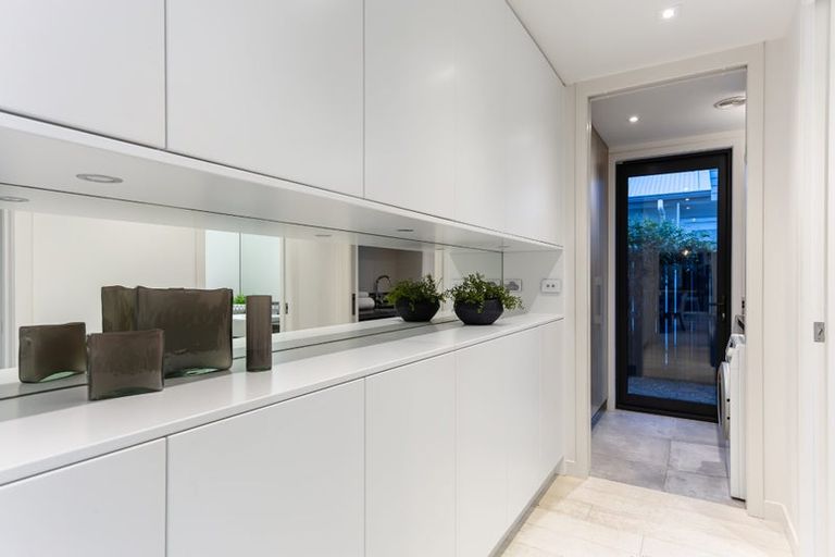 Photo of property in 11 Tuatini Place, Long Bay, Auckland, 0630