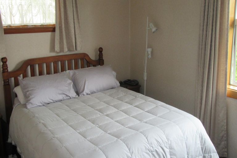 Photo of property in 11 Holmes Street, Waimate, 7924