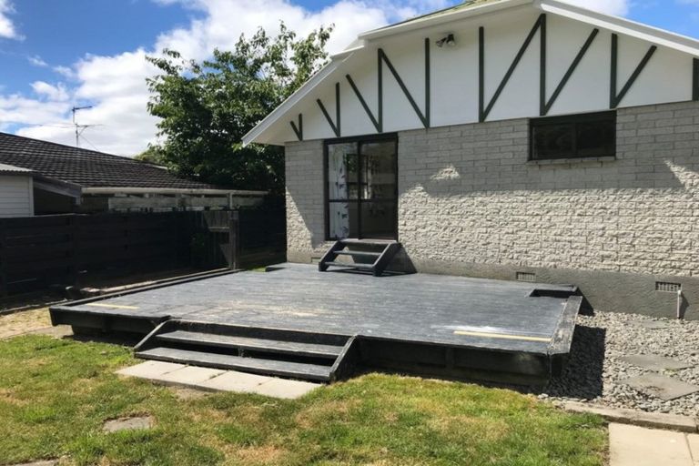 Photo of property in 13 Indiana Grove, Totara Park, Upper Hutt, 5018